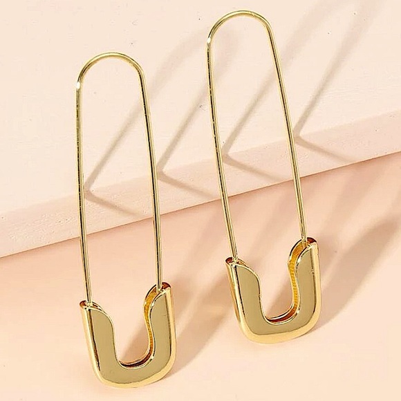 Safety Pin Gold Plated Oversized Earrings - Picture 1 of 4